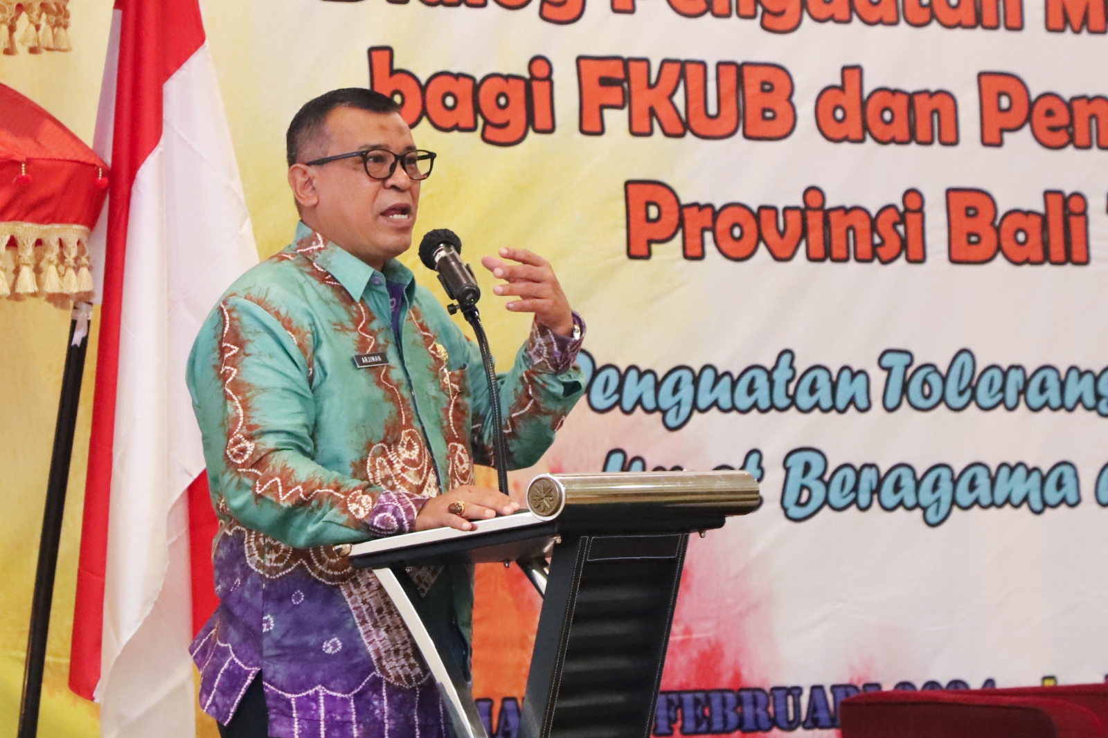 WAKILI KAKANWIL: Kepala Bagian Tata Usaha Kemenag Provinsi Bali H. Arjiman. (Kemenag Bali)