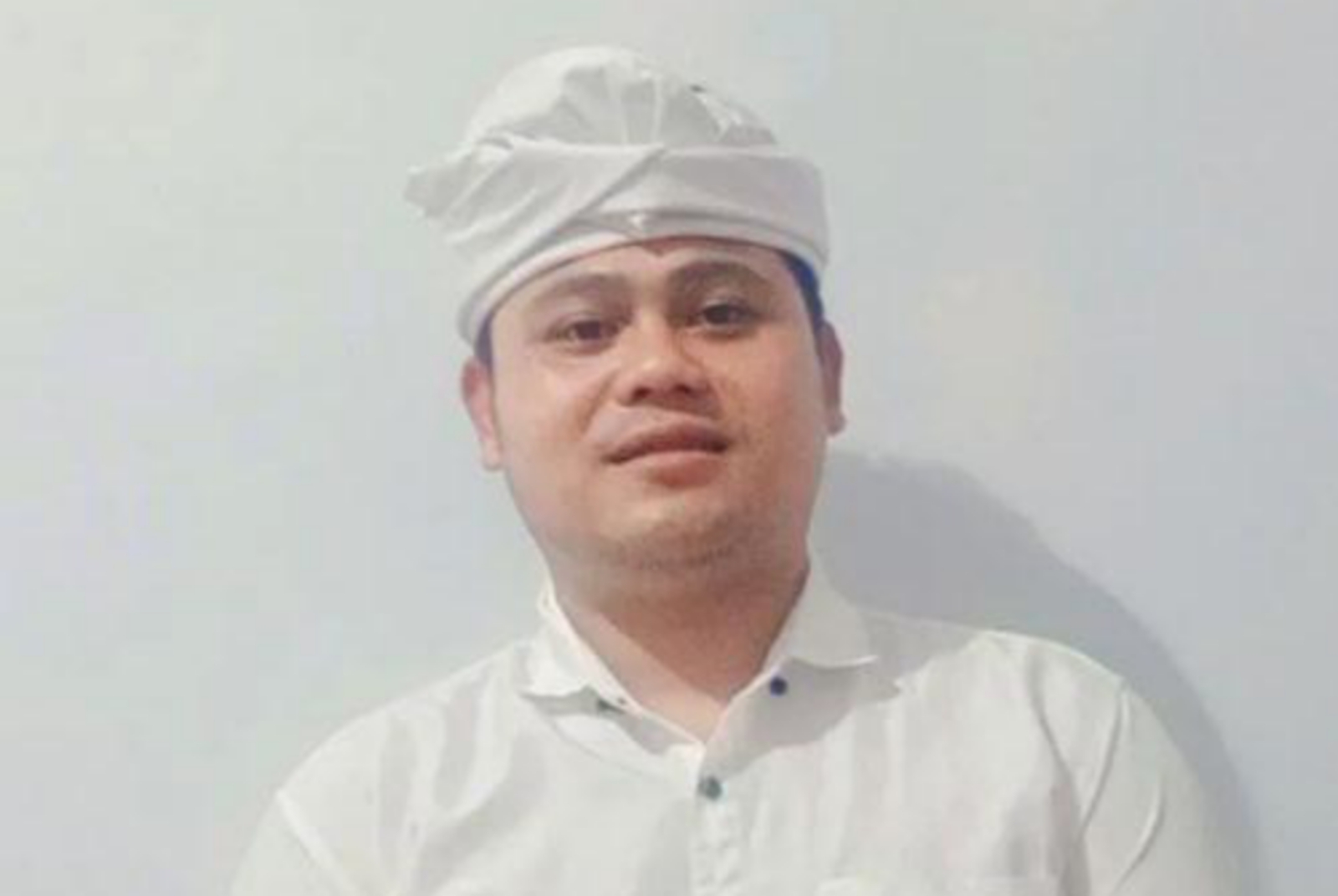 RASAKAN MANFAAT JKN: I Made Arta Cahyadi, seorang KPPS) di Kecamatan Marga, Tabanan. (BPJS Kesehatan Denpasar)