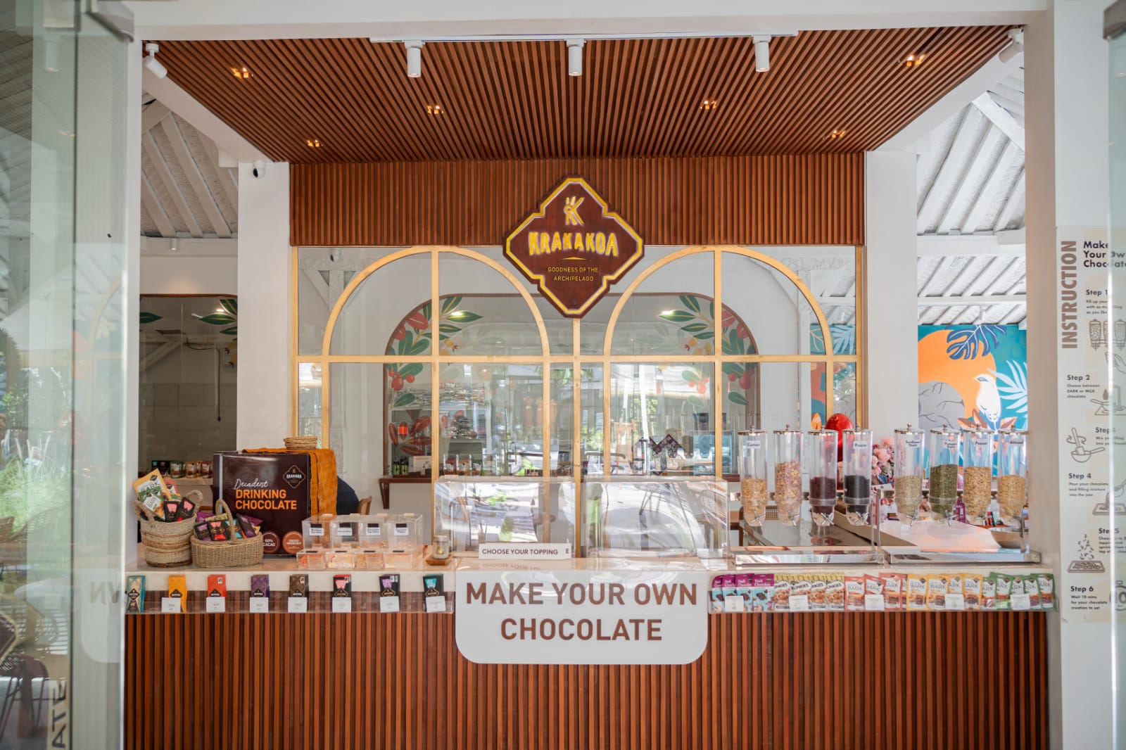 MAKE YOUR OWN CHOCOLATE: Membuat Cokelat Mudah dan Menyenangkan Hanya di Krakakoa Chocolate Cafe & Factory