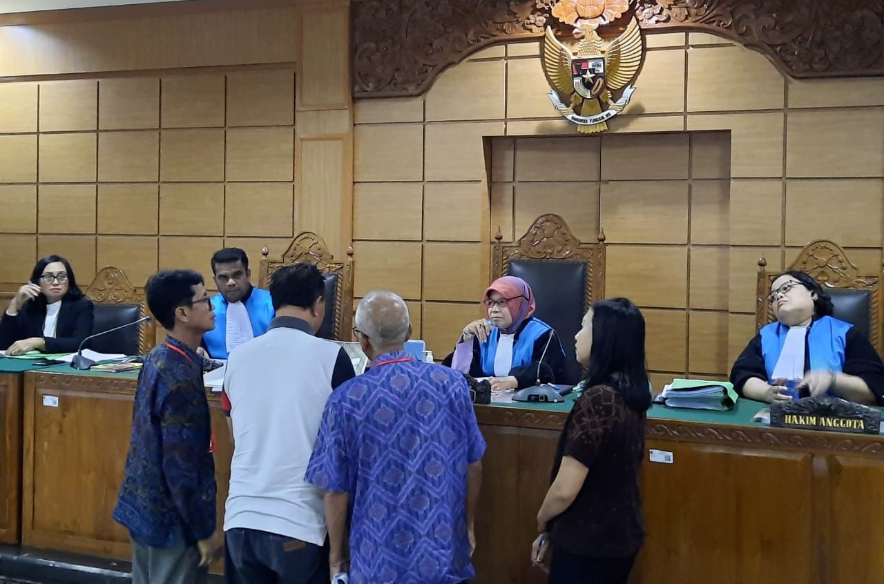 Suasana sidang lanjutan di PTUN Denpasar terkait sengekta lahan di Ungasan Badung yang digugat Pemprov Bali.
