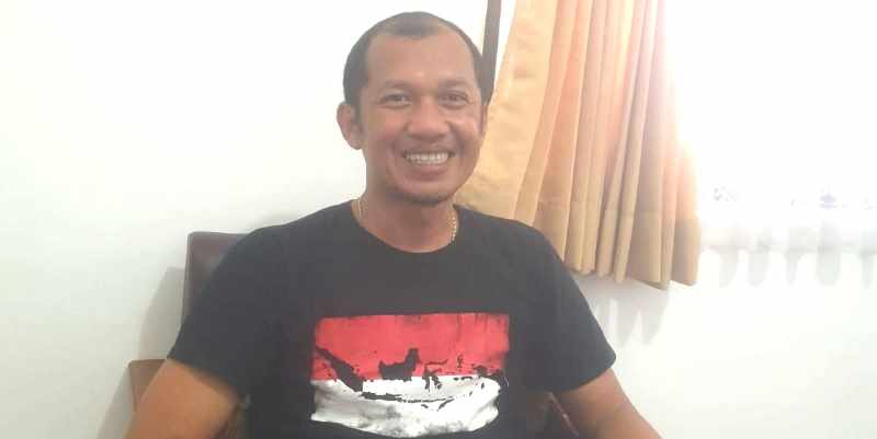 PAHAM LIKU-LIKU: Gede John Dharmawan, Komisioner KPUD Bali. (ni kadek novi febriani)