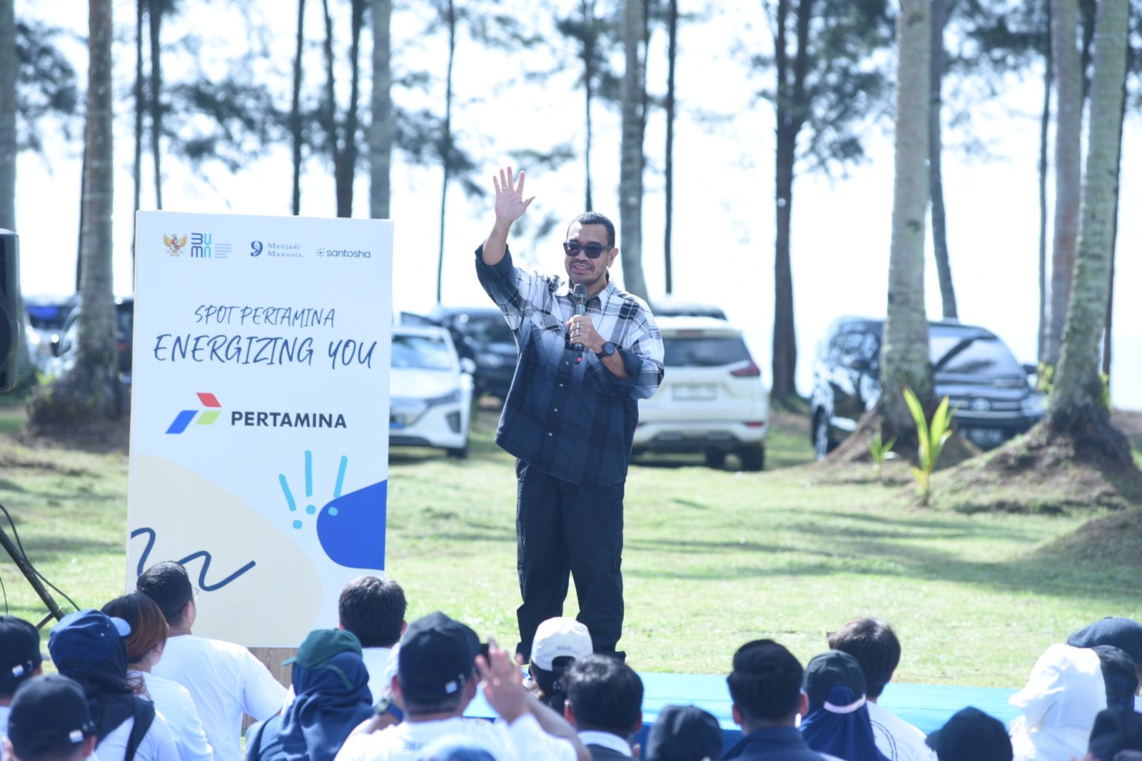 KESEHATAN MENTAL PEKERJA: Salah satu aksi 1.000 manusia bercerita besutan PT Pertamina kerja bareng Kementerian BUMN