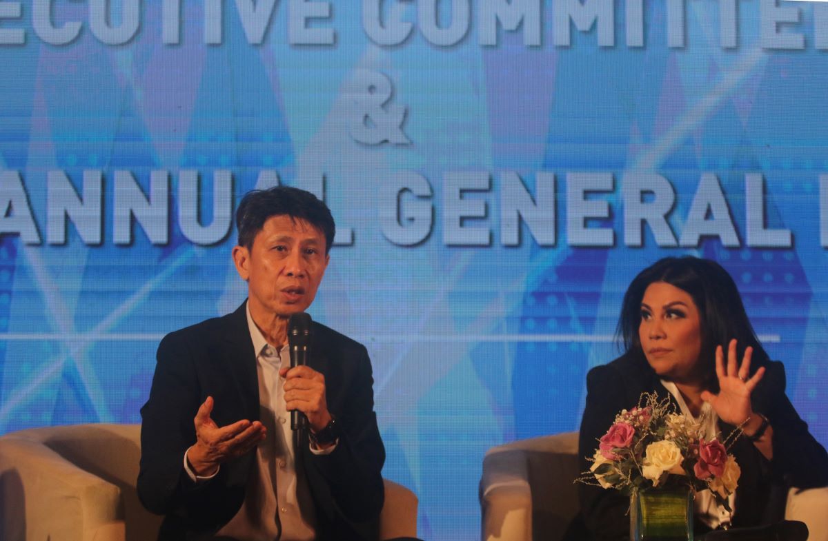 Ketua Umum FASA Carmelita Hartoto (kanan) dan Sekjen FASA Michael Phoon saat sesi Konferensi Pers, Rabu (6/3/2024).