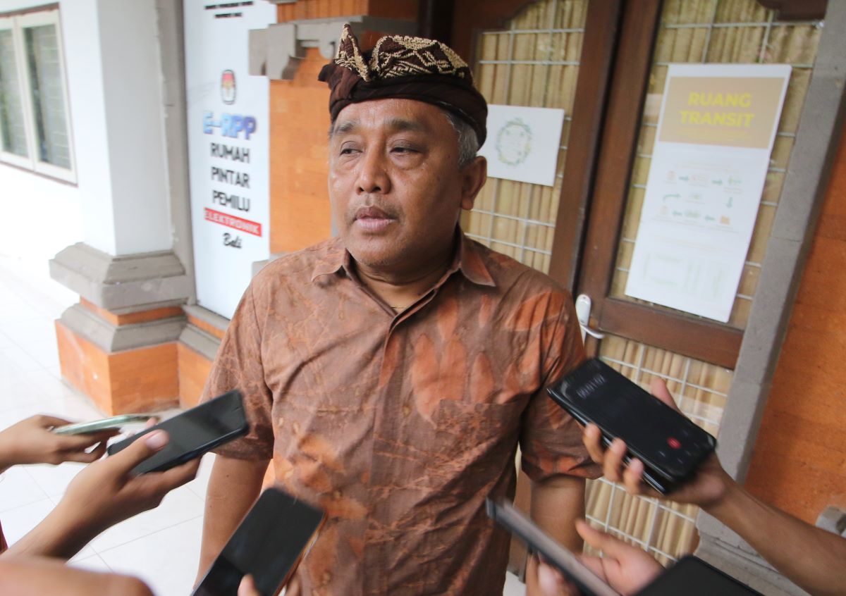 TUNGGU PUTUSAN PTUN: Ketua KPU Bali Agung Lidartawan menyebut PAW AWK kecil kemungkinan sepanjang PTUN belum ada putusan.