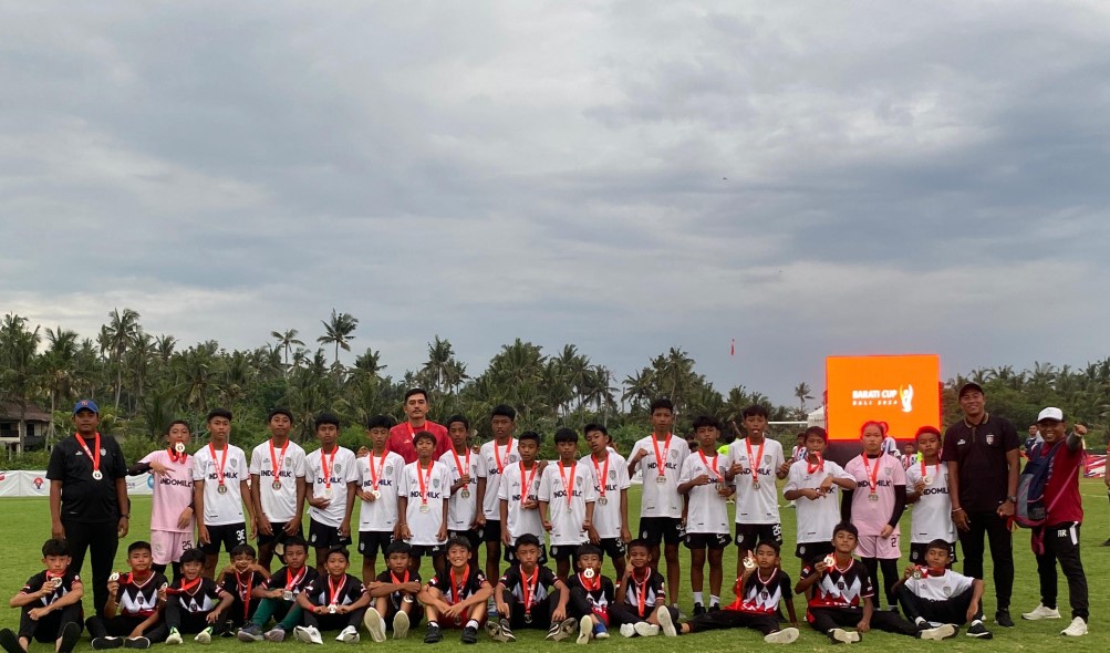 TURNAMEN: Even Barati Cup 2024 yang berlangsung di Training Center Bali United di pantai Purnama Gianyar tim Bali United Youth meraih posisi runner up (5/3/2024).