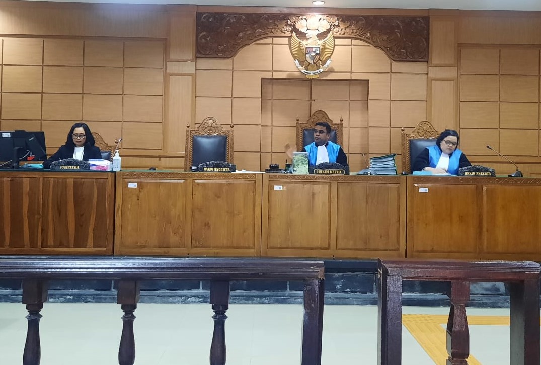 LEMAH: Suasana sidang lanjutan sengketa lahan di Pecatu, Pj Gubernur Bali kembali gagal hadirkan saksi.