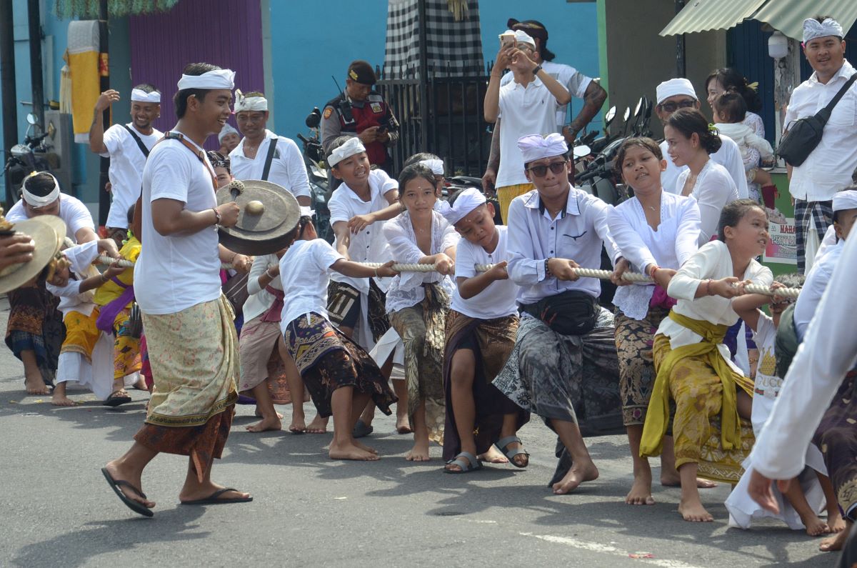 SERU: Tradisi Mbed-mbedan Desa Adat Semate Abianbase Mengwi Badung (12/3/2024)