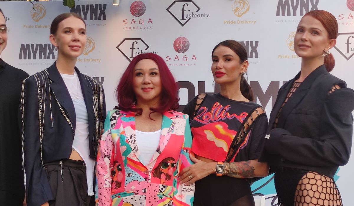 DESAINER BALI: Model dunia dan penyelenggara Bohemia Fashion Week Bali.