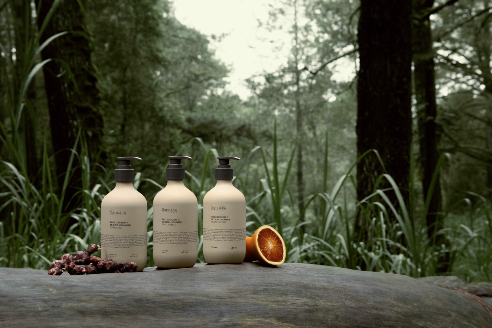 KOLEKSI TERBARU: Sensatia Botanicals meluncurkan produk terbaru bagi pria, yaitu Sensatia Botanicals Red Ginger & Blood Orange Men&rsquo;s Care Collection. (Sensatia Botanicals)