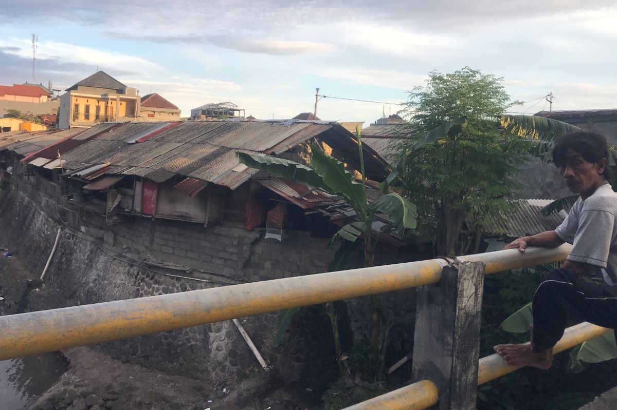 RAKYAT MISKIN KOTA: Salah satu kawasan kumuh di Kota Denpasar yang bakal dibereskan Dinas Perkim Kota Denpasar