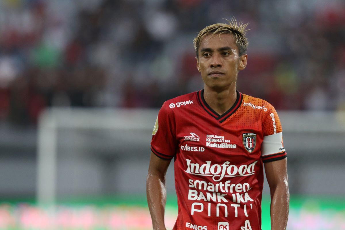 MUDIK: Pemain Bali United Fadil Sausu mudik ke kampung halamannya di Palu, Sulawesi Tengah.