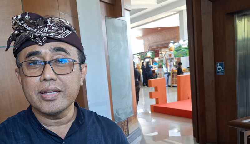 BELUM RAPAT KHUSUS : Wali Kota Denpasar, I Gusti Ngurah Jaya Negara. (Ni Made Ari Rismaya Dewi/Radar Bali)
