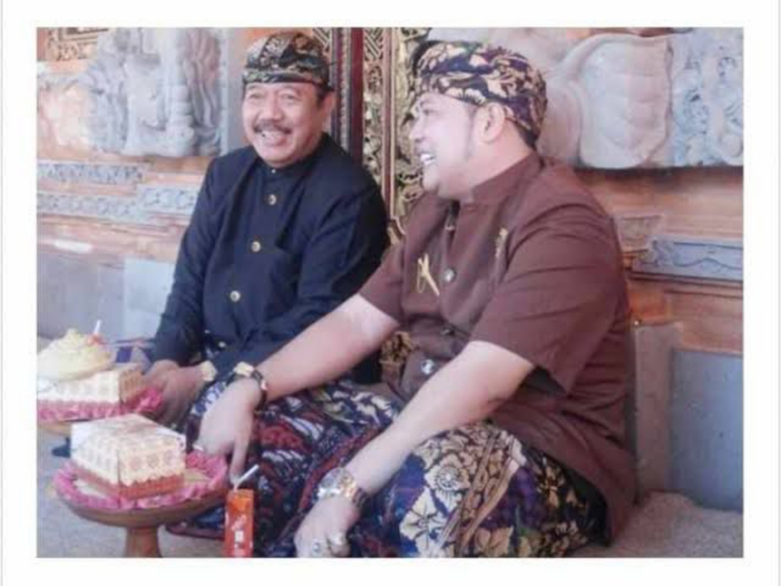 RAIH DUKUNGAN: Prof. Tjokorda Oka Artha Ardana Sukawati (Cok Ace) (kiri) dan tokoh publik Bali Agung Manik Danendra AMD. (AMD)