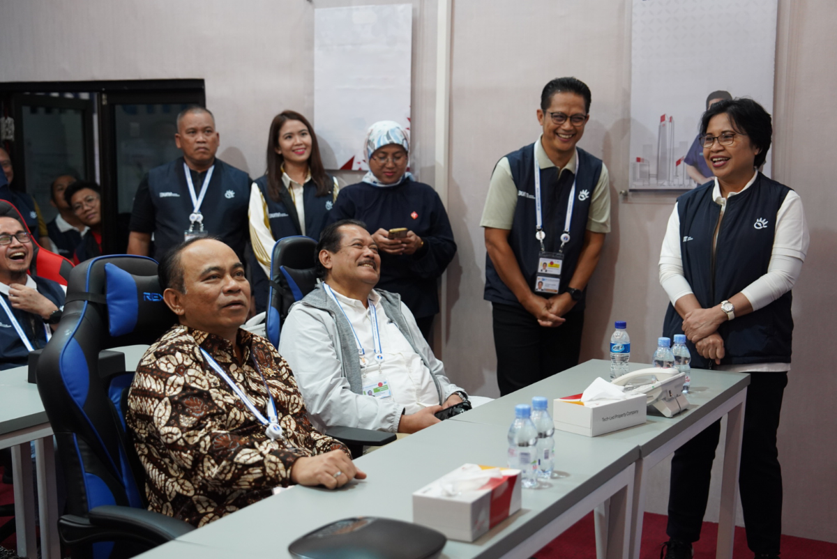 APRESIASI: Menteri Komunikasi dan Informasi (Menkominfo) RI, Budi Arie Setiadi (depan kiri), mengapresiasi kesiapan Infrastruktur dan jaringan telekomunikasi WWF 2024 di Bali