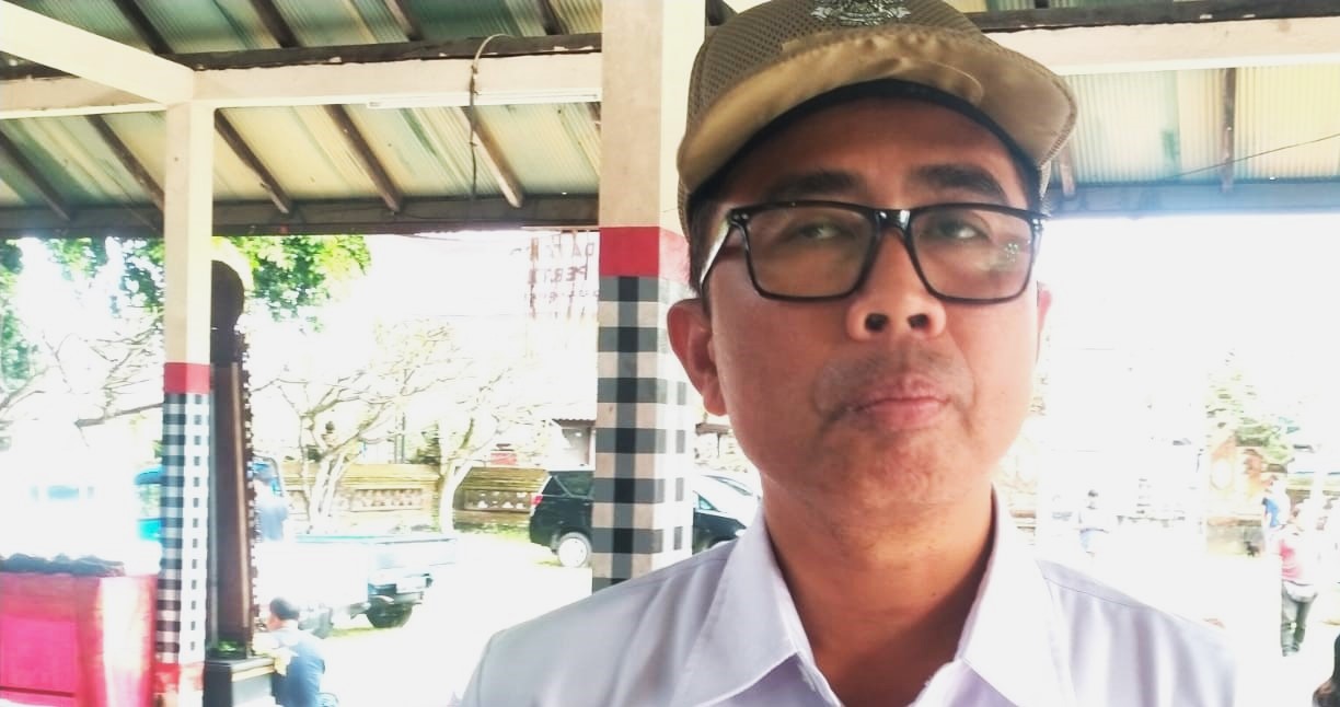 CEGAH RABIES MELUAS : Kabid Bidang Peternakan dan Kesehatan Hewan Dinas Pertanian Tabanan, drh.  I Nyoman Eka Partha Ariana.[juliadi/radar bali]