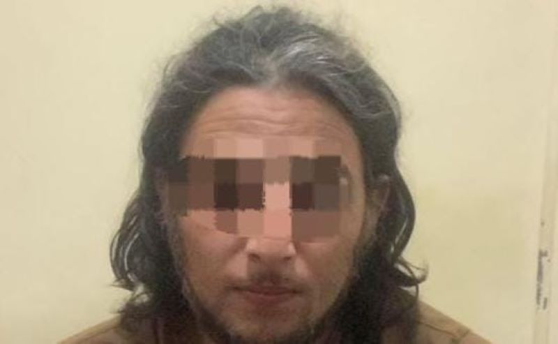LAPAR dan KEPEPET: Omer Faraz, 31 dan barang bukti diamankan di Mapolsek Mengwi, Jumat 8 Juni 2023