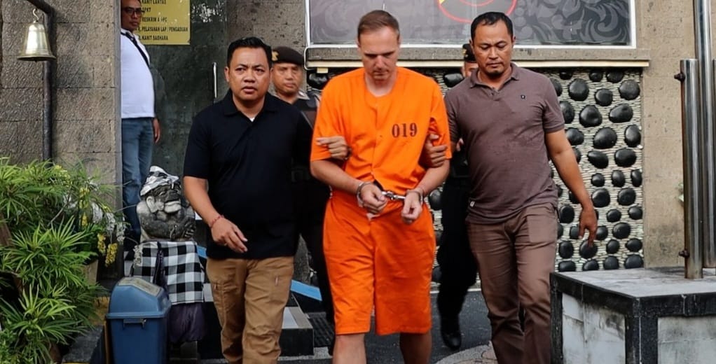 BIKIN KACAU: Henry Bruno Torper, 37, WNA asal Jerman diamankan polisi.