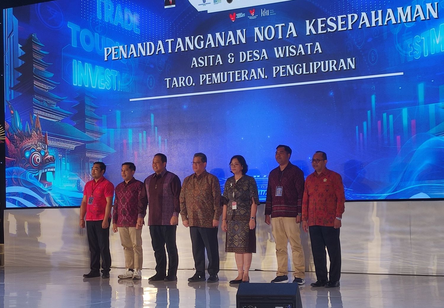 INVESTASI: Nota kesepahaman (MoU) antara Asita untuk pengembangan Desa Wisata di Bali yang dihadiri Pj Gubernur Bali Sang  Made Mahendrajaya sELASA (18/6/2024)