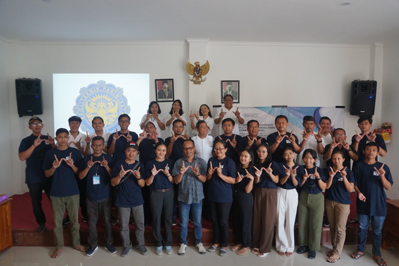 Pelatihan Pembuatan Paket Wisata dan Pelayanan Prima bagi Masyarakat Sadar Wisata" di Desa Wisata Kenderan 10 hingga 11 Juni 2024.