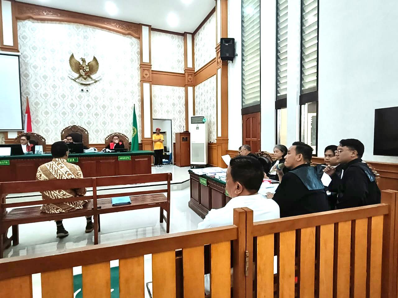 KETERANGAN SAKSI: Suasana sidang kisruh Yayasan Dhyana Pura di PN Denpasar (21/6/2024). (SYRA LAW FIRM)