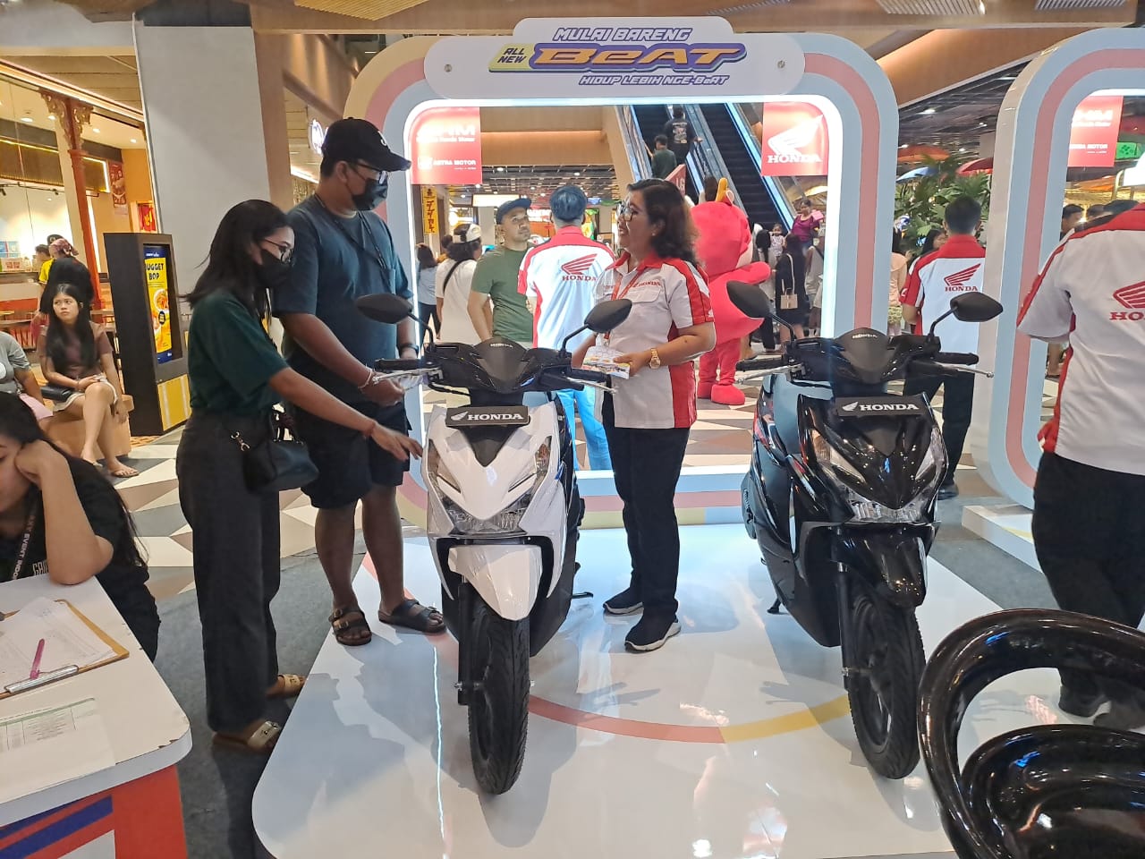 acara launching All New Honda BeAT di mall Living World Denpasar, Sabtu (6/7) malam.