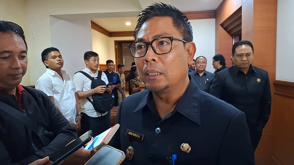 PENAMBAHAN SEKOLAH: Wakil Wali Kota Denpasar, I Kadek Agus Arya Wibawa menyampaikan penambahan jumlah sekolah atau pembangunan SMPN 17 Denpasar akan dilakukan pada