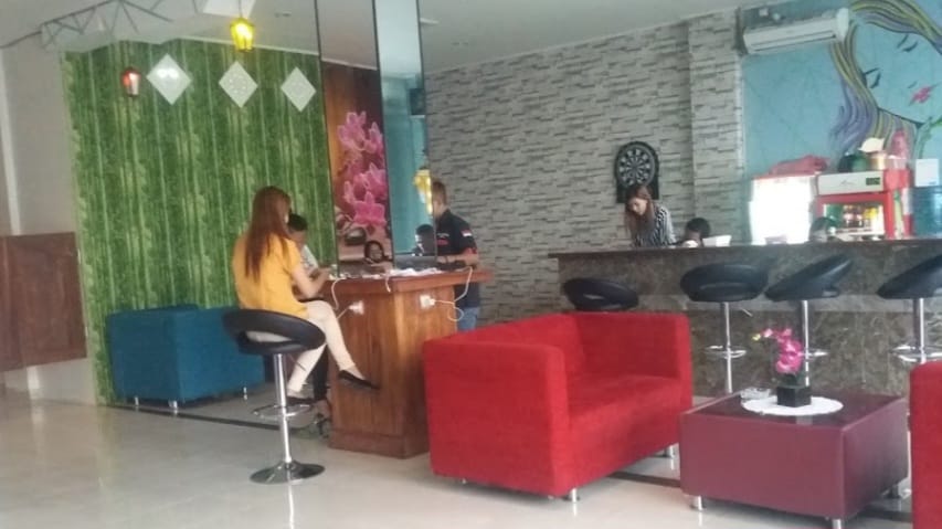 DISALAHGUNAKAN: Suasana di resepsionis Spa Amnes Nusa Dua
