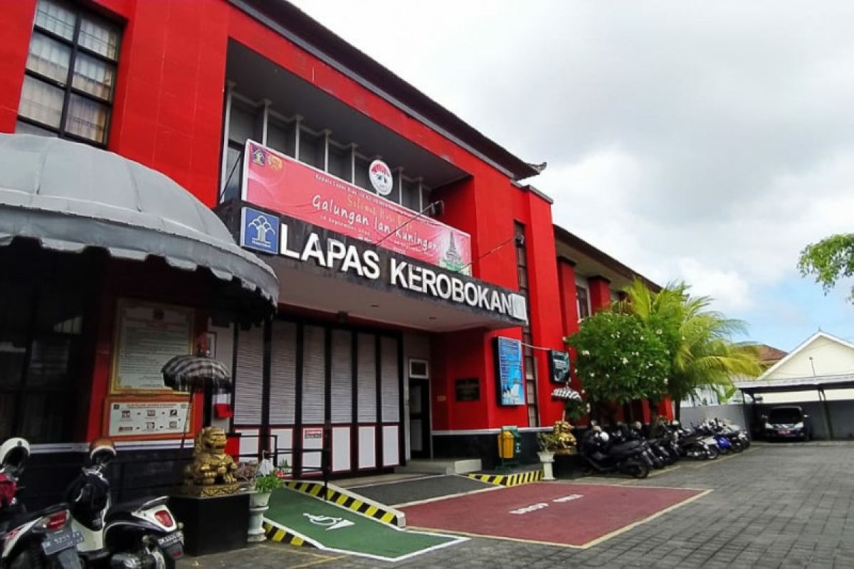SARANG NARKOBA?: Ditreskrimsus Polda Bali menemukan setengah kg narkoba diduga sabu di dalam Lapas Kerobokan