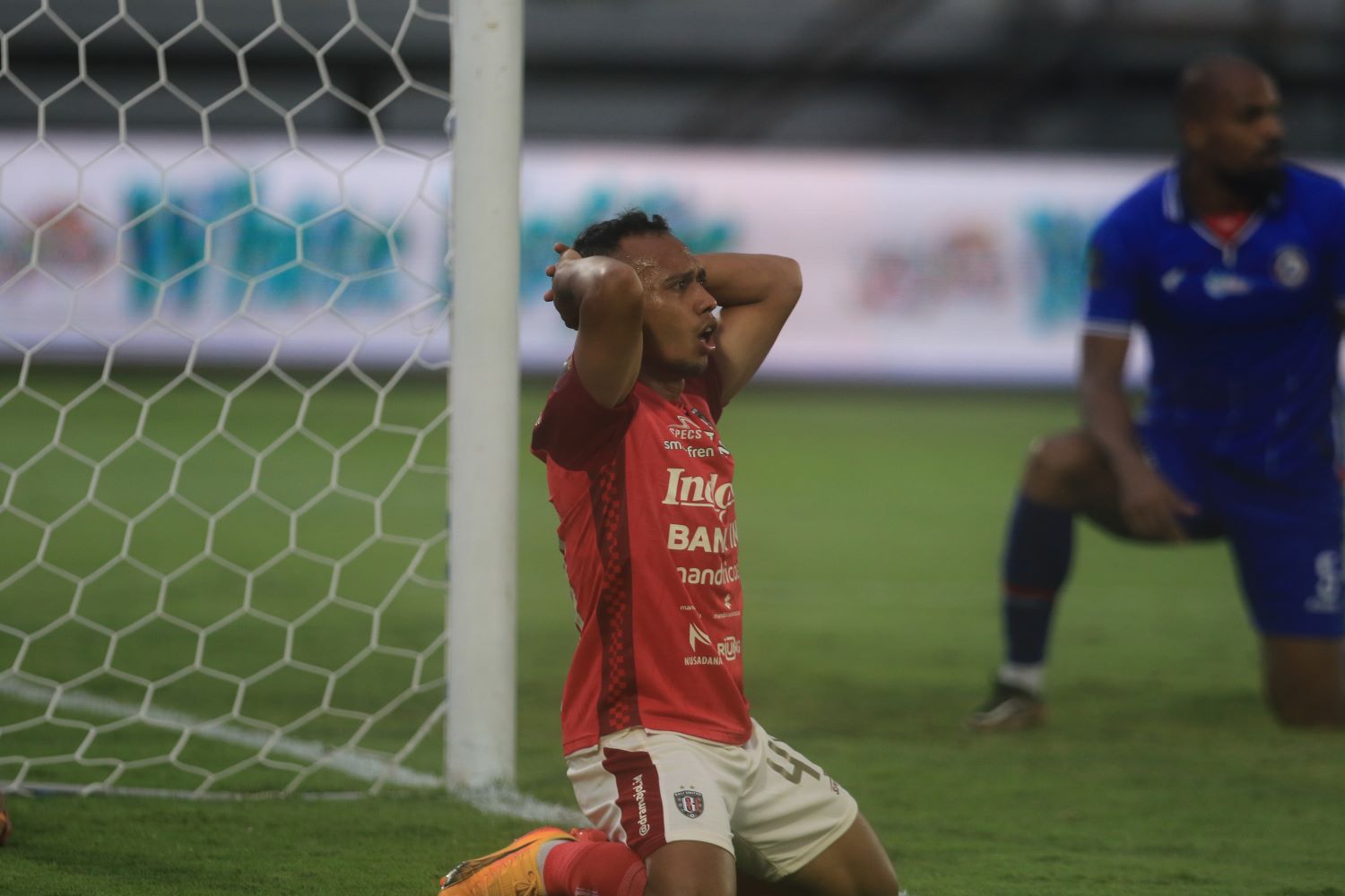 SIAL: Penyerang Bali United Irfan Jaya kecewa berat saat gagal eksekusi ke gawang Arema FC di Stadion Dipta Gianyar, 21 Juli 2024.
