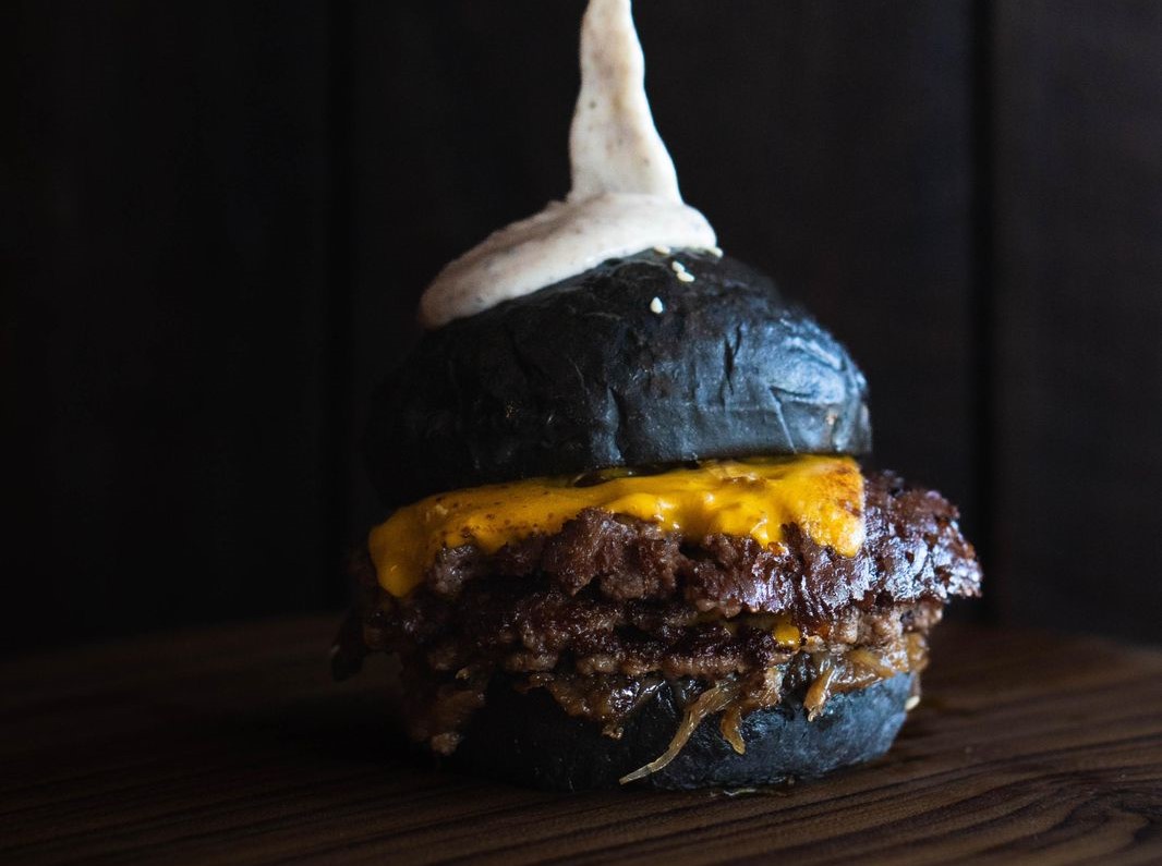 Burger Madness di Mamaka by Ovolo