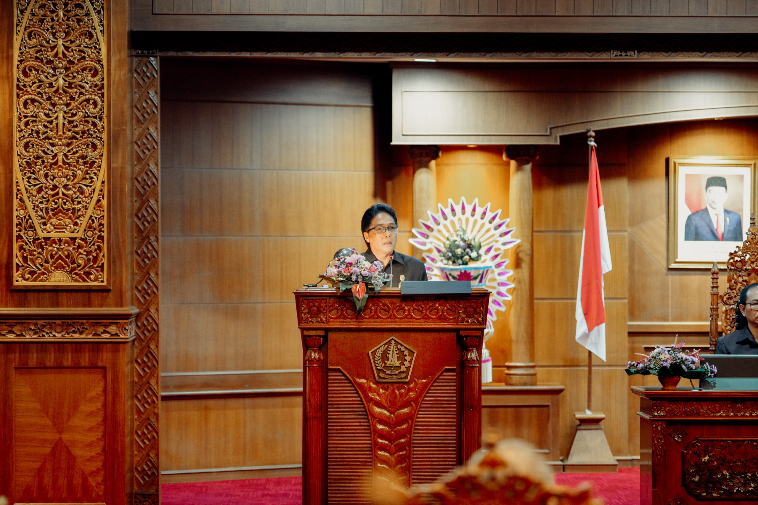 SIDANG PARIPURNA: Bupati Nyoman Giri Prasta saat penutupan Sidang Paripurna DPRD Badung di Ruang Sidang Utama Gosana, Kantor DPRD, Puspem Badung, Rabu (24/7).