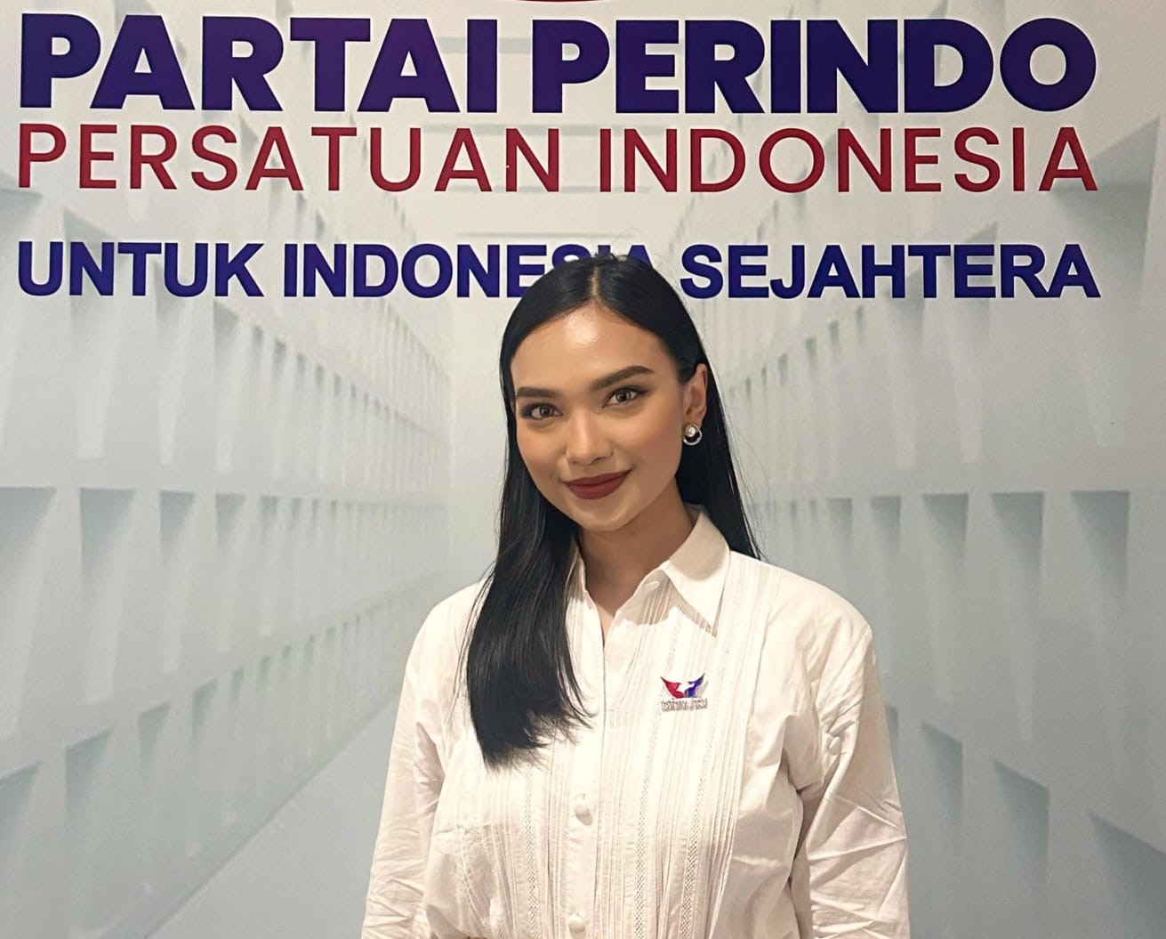 POLITIK PRAKTIS: Erviera Syahnaz Maryam Lovienta, kontestan Puteri Indonesia 2022 asal Bali, master komunikasi politik yang didapuk sebagai Kabid Pariwisata dan Kebudayaan DPP Partai Perindo