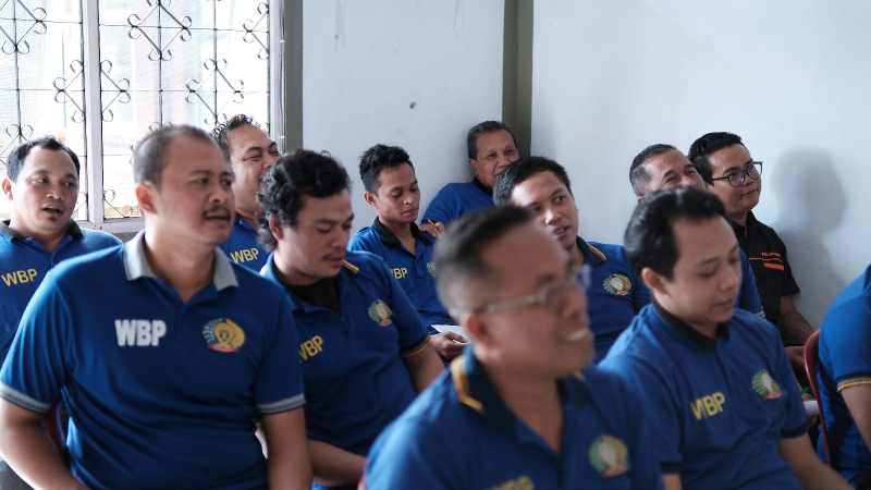 TAK SEMUA DIUSULKAN : Suasana warga binaan di Lapas Kelas IIB Tabanan yang diusulkan mendapat remisi umum kemerdekaan.(juliadi/radar bali)