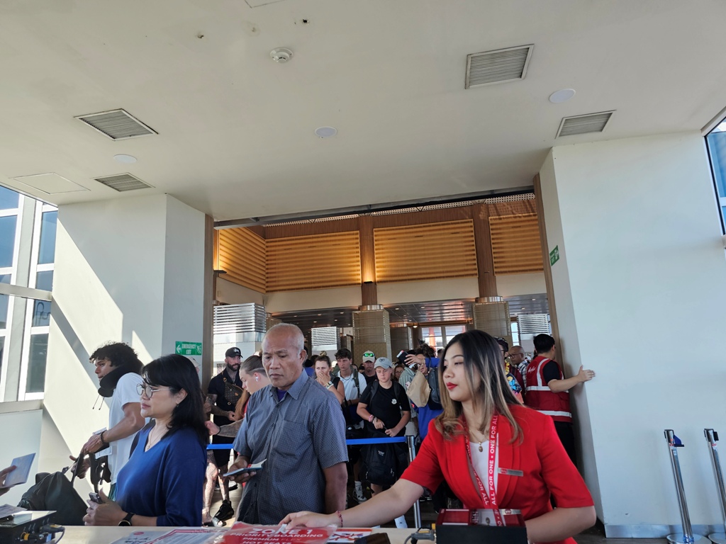 TAMBAH WISATAWAN: Dua Destinasi Wisata terkenal di dunia terhubung dari Bandar I Gusti Ngurah Rai, Denpasar-Phuket, Thailand terbang perdana Sabtu 10 Agustus 2024.