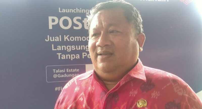AKUI KEKURANGAN PENYULUH : Kepala Dinas Pertanian (Distan) Kabupaten Tabanan I Made Subagia. (juliadi/radar bali)