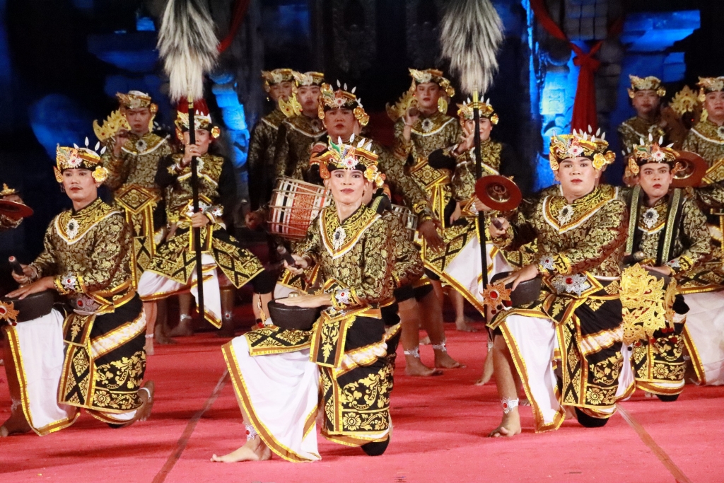 SUMPAH PEMUDAH: Disbud Kota Denpasar gelar parade Baleganjur tingkat remaja untuk sambut Hari Sumpah Pemuda.