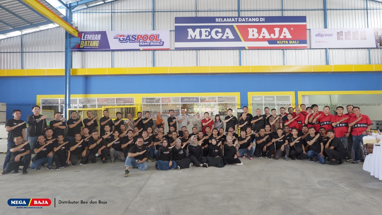 KUALITAS TINGGI: Dengan membuka dua outlet baru di Bali, Mega Baja memastikan produk-produk yang dipasarkan berkualitas tinggi. (Mega Baja)