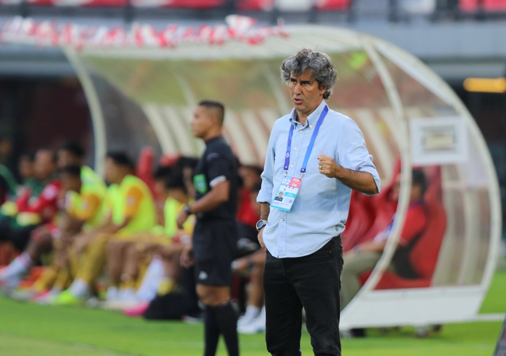 Pelatih Bali United, Stefano &ldquo;Teco&rdquo; Cugurra.