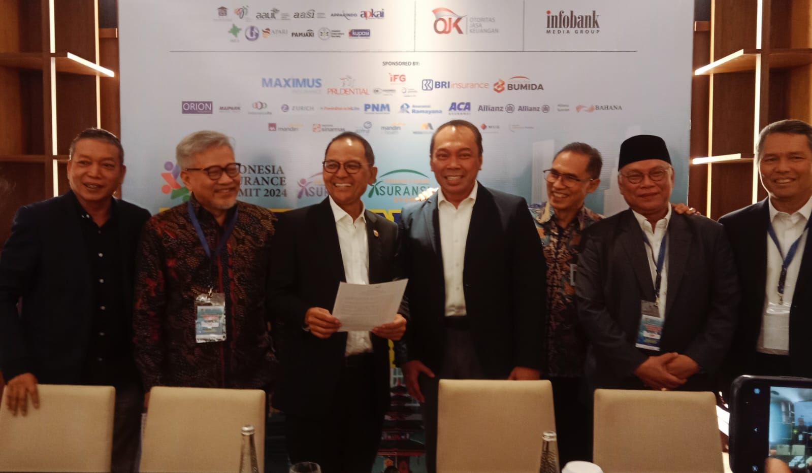 Event Perdana Asosiasi Perasuransian : Press Conference di Sela-sela Kegiatan Indonesia Insurance Summit 2024 pada 22-23 Agustus 2024 di The Meru, Bali Beach Hotel, Sanur, Bali