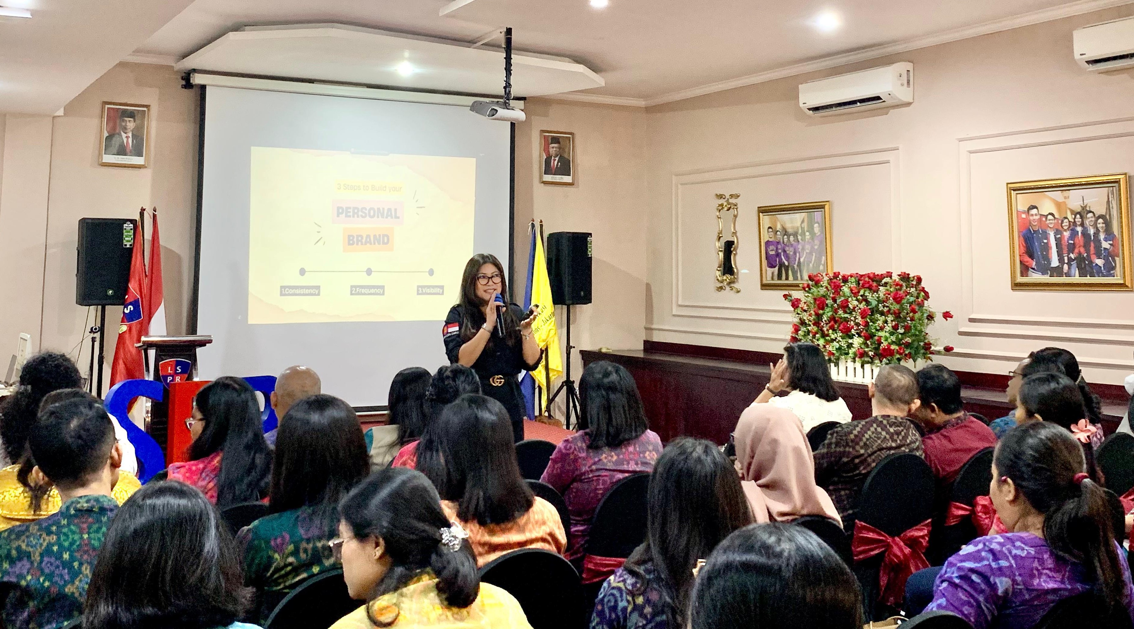 KONSELING: Sejumlah Guru BK di Kota Denpasar yang mengikuti training konseling di LSPR Bali