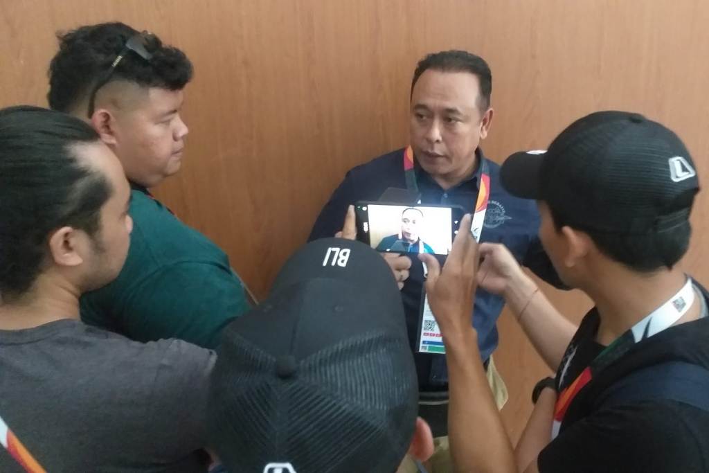 BERI PENJELASAN: Anak Agung Bagus Tri Candra Arka selaku Ketua Umum cabor tarung derajat saat ditemui di Aceh, Senin, 16 September 2024.
