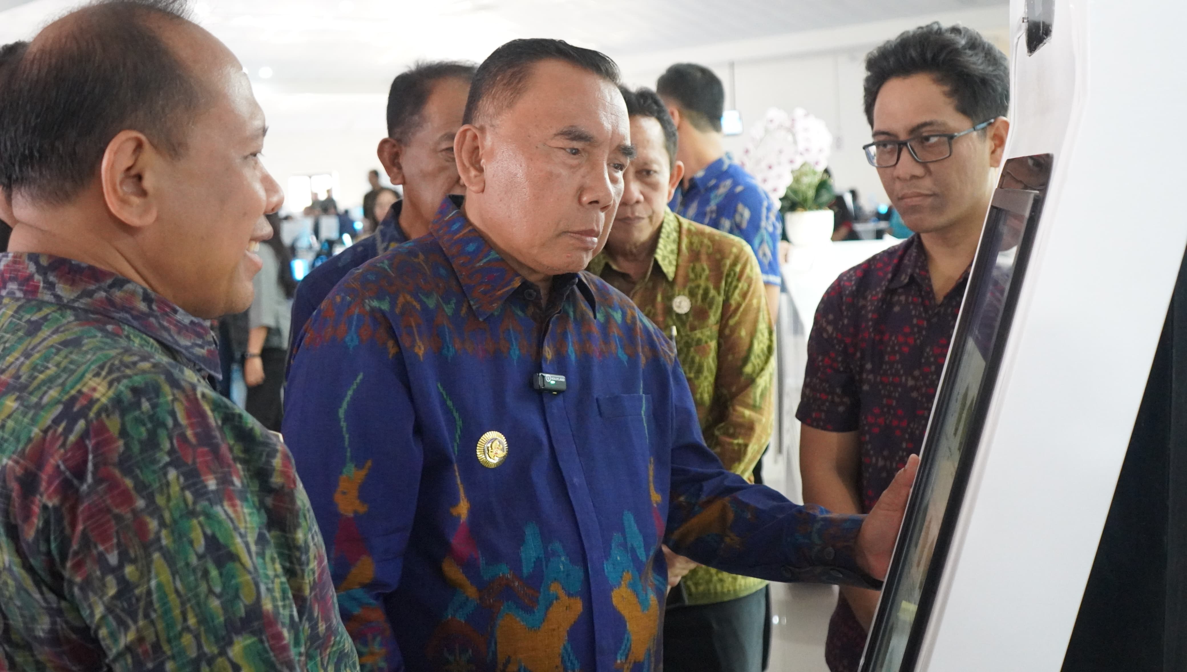Bupati Jembrana I Nengah Tamba saat meresmikan MPP Jembrana, Jumat (20/9)