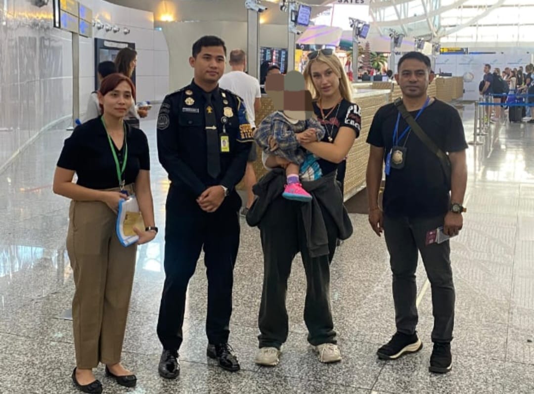 DIUSIR: Model Ukraina, Valeriia Reviakina, 24 yang bikin heboh video bugil di Ubud akhirnya di deportasi.