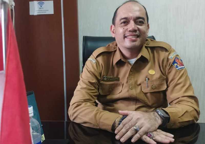IKUTI PERUBAHAN ZAMAN : Kabag Kesbangpol Buleleng, Komang Kappa Tri Aryandono sebut pihaknya kembangkan aplikasi SiMPEL GASPOL untuk mempercepat layanan ormas dan parpol. (Foto: Dinas Kominfosanti)