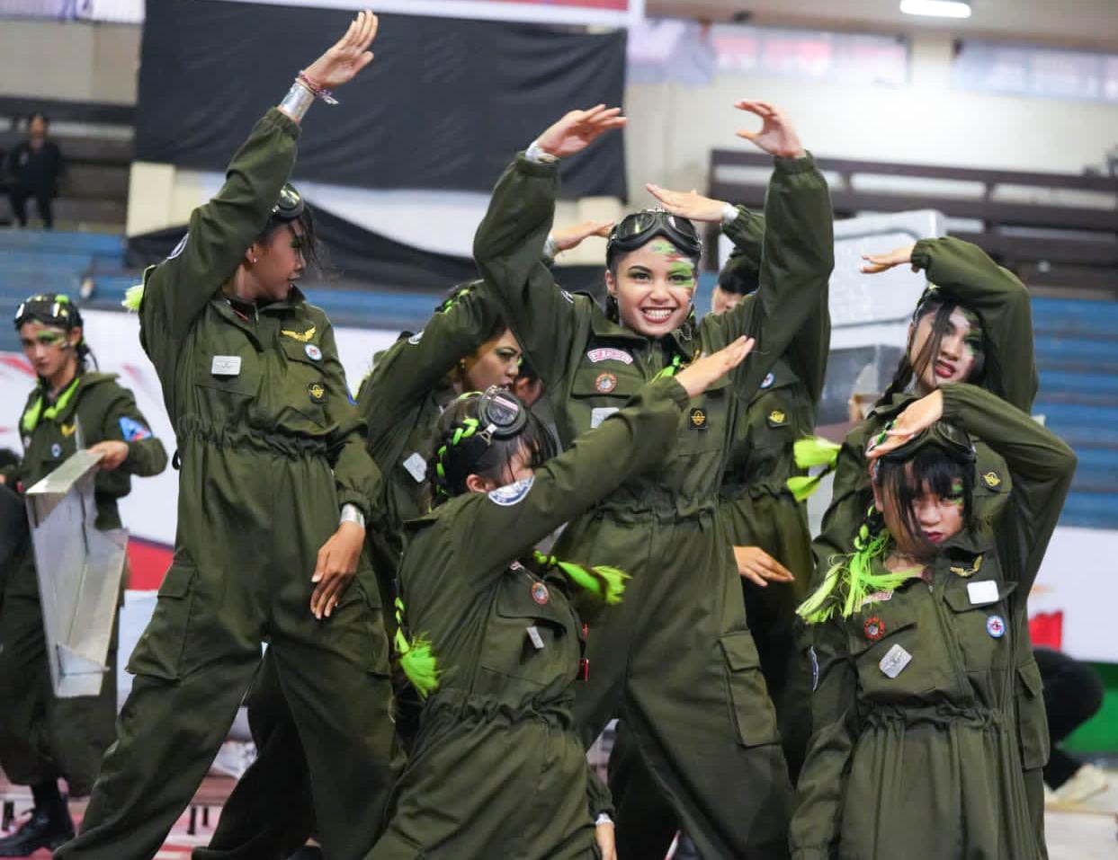 ENERGIK: Para dancer Toska saat beraksi dipanggungkan Honda DBL with Kopi Good Day 2024 Bali Series, Selasa (22/10/2024).