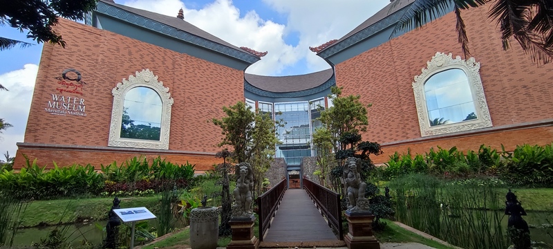 MEGAH: Museum Subak di Tabanan tampak depan. Di dalam museum terdapat banyak koleksi sistem pertanian dari dalam dan luar negeri.