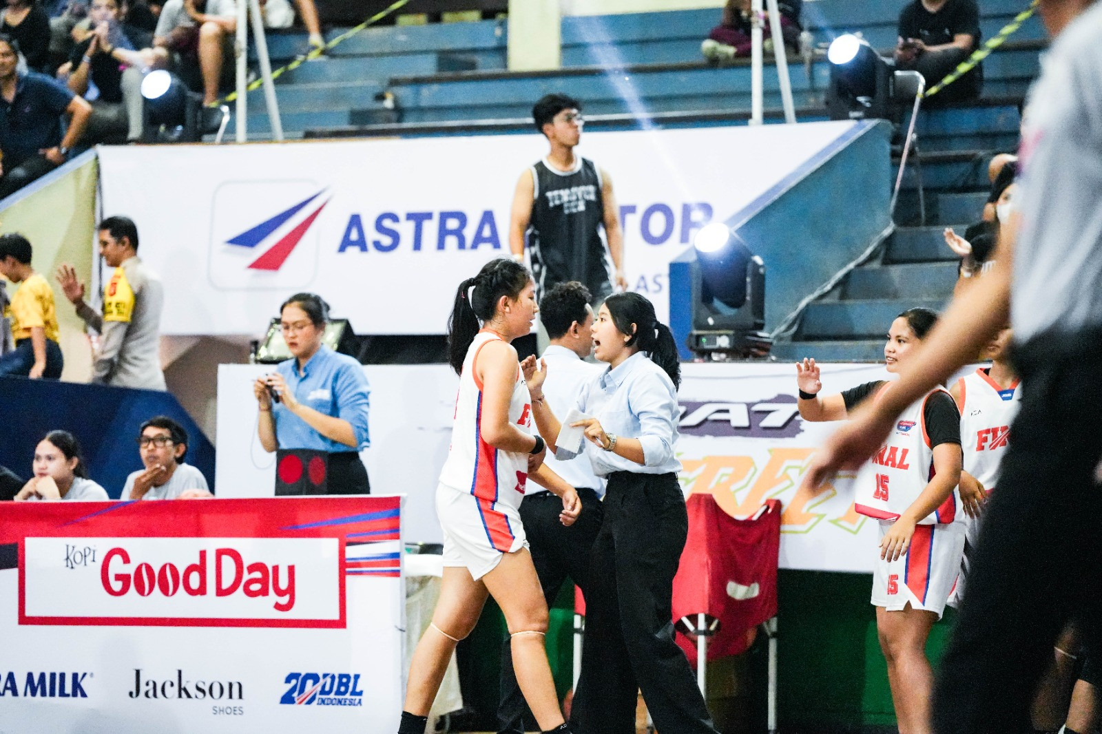Ni Made Dwi Ratna Cahyanti dalam ajang Honda DBL with Kopi Good Day 2024 Bali.