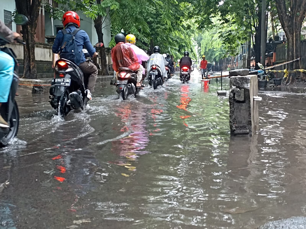 BANJIR: Setiap musim hujan di sejumlah titik di kawasan Denpasar rawan banjir, Dinas PUPR Denpasar lakukan antisipasi.