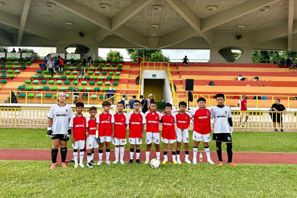 KEMBANGKAN BAKAT: Pemain Bali United Academy U-8 saat mengikuti Singa Cup 2024 di Singapura.