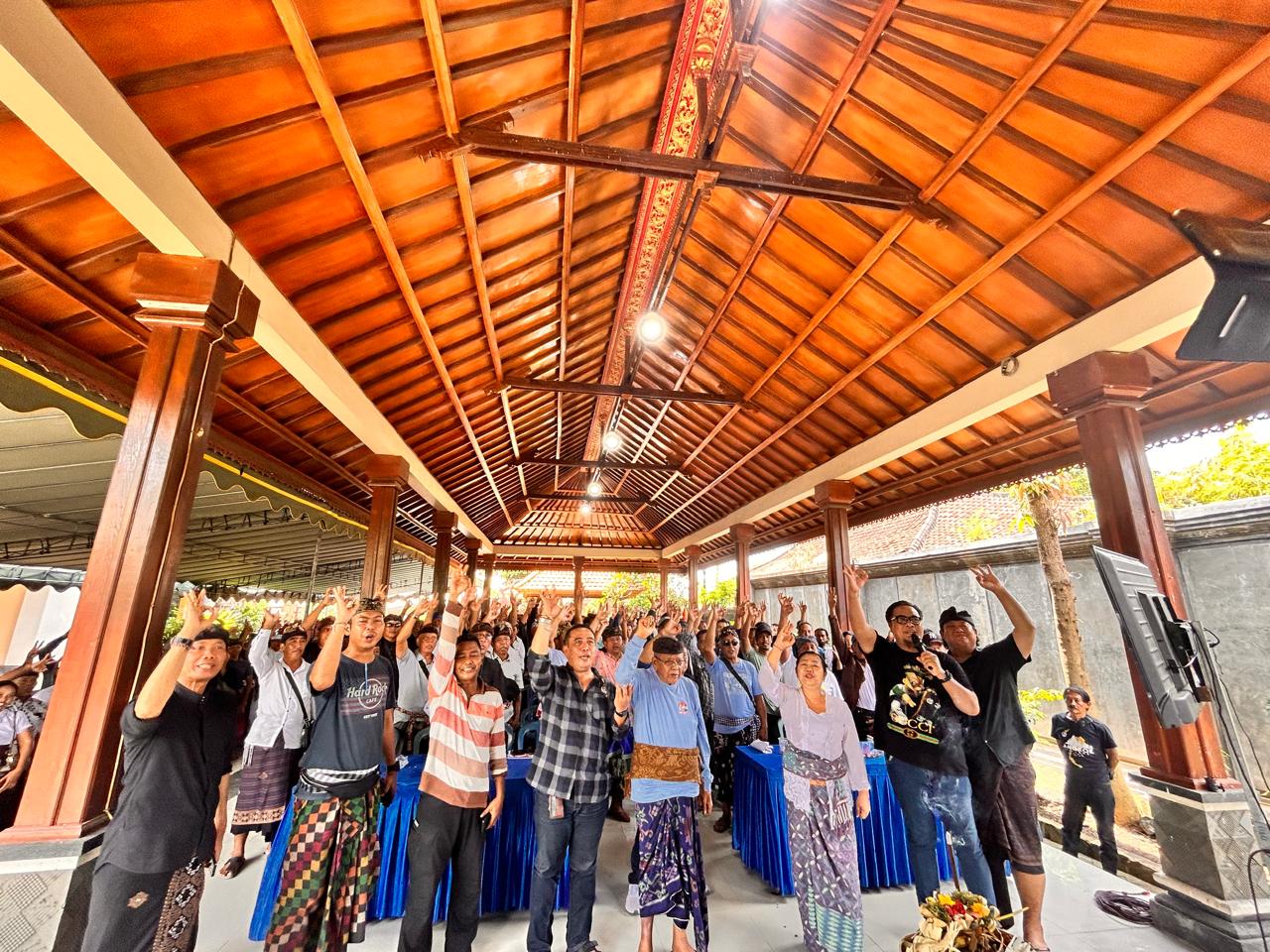 Tim pemenangan Palon I Gusti Putu Parwata dengan I Wayan Pandu Prapanca Lagosa menggelar konsolidasi tim pemenangan tingkat TPS yang dilaksanakan, pada Jumat (8/11) lalu.
